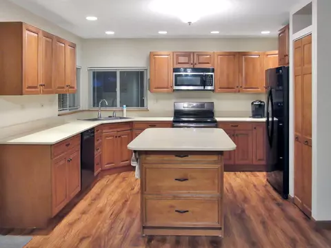 1850 Gleneagle Cir, Elgin, IL 60123 photo 11