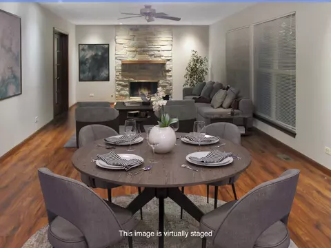 1850 Gleneagle Cir, Elgin, IL 60123 photo 8
