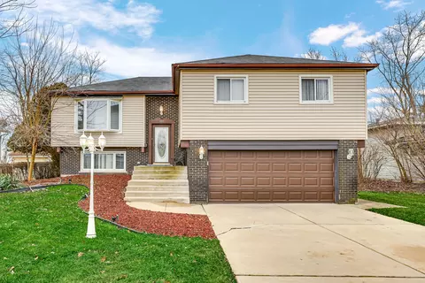 1103 Abbott Ln, University Park, IL 60466
