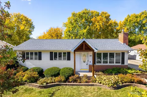 181 Ray St, Hinckley, IL 60520