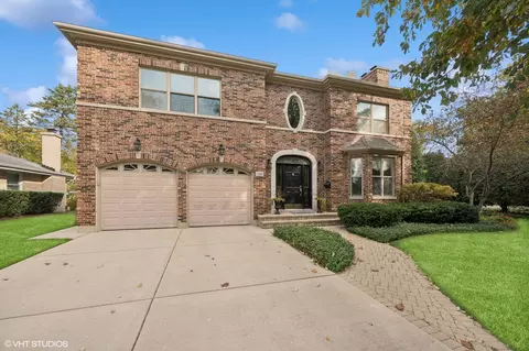 3100 Country Ln, Wilmette, IL 60091