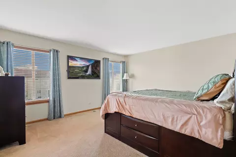 Bedroom - 1001 Eagle Point Dr, Matteson, IL 60443 photo 1 of 6