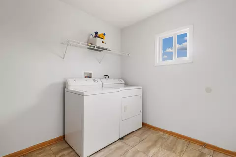 Other - 1001 Eagle Point Dr, Matteson, IL 60443 photo 2 of 7