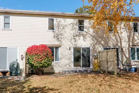 1544 Hunt Dr #D, Normal, IL 61761 photo 17