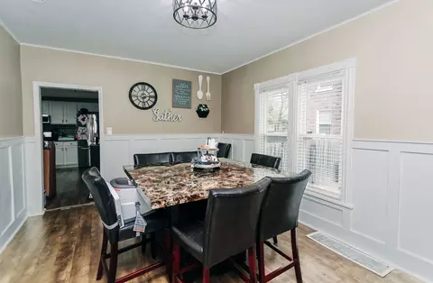 Dining - Undisclosed, Aurora, IL 60505 photo 1 of 2