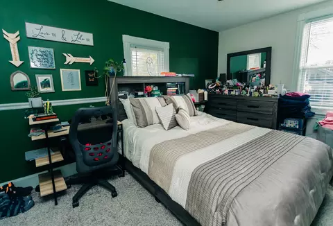 Bedroom - Undisclosed, Aurora, IL 60505 photo 3 of 4
