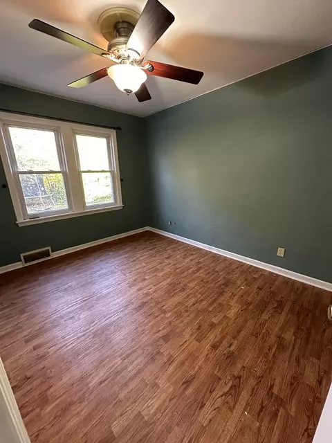 611 Center St, Mchenry, IL 60050 photo 10