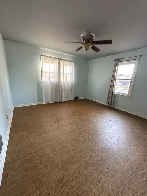 611 Center St, Mchenry, IL 60050 photo 13