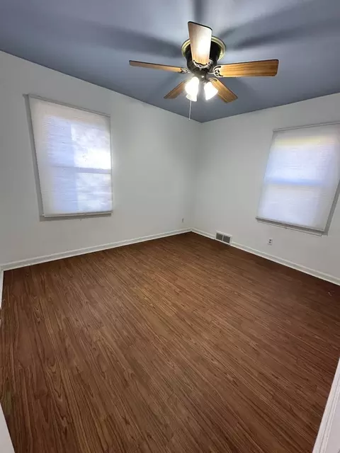 611 Center St, Mchenry, IL 60050 photo 11