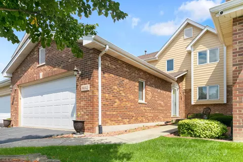 8662 Ballycastle Ln, Tinley Park, IL 60487