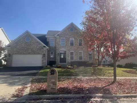 5382 Galloway Dr, Hoffman Estates, IL 60192 photo 2