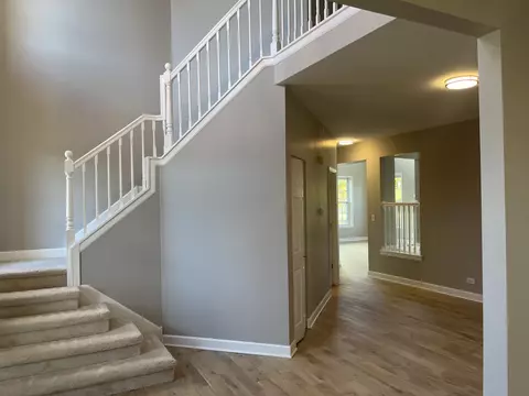 5382 Galloway Dr, Hoffman Estates, IL 60192 photo 10