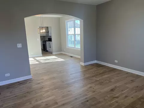 5382 Galloway Dr, Hoffman Estates, IL 60192 photo 9