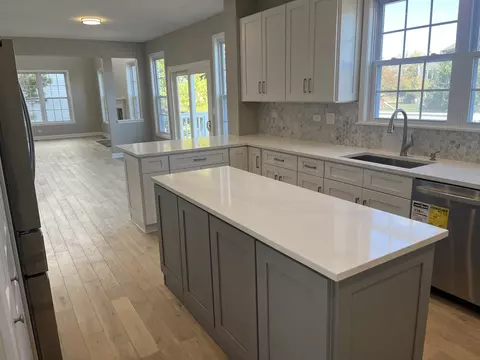 5382 Galloway Dr, Hoffman Estates, IL 60192 photo 12