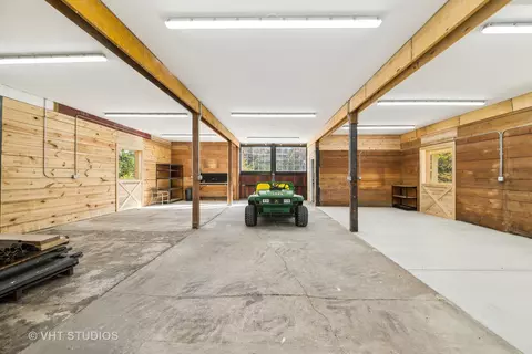 33 W370 Woodmere Ln, Wayne, IL 60184 photo 12