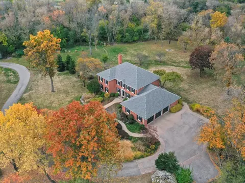 308 Ridge Rd, Barrington Hills, IL 60010