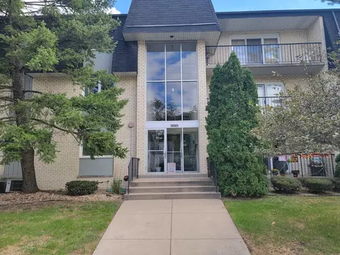 18501 Wentworth Ave #2A, Lansing, IL 60438