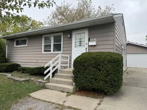 2718 Sunset Ave, Waukegan, IL 60085