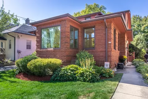 106 N Prospect Ave, Park Ridge, IL 60068