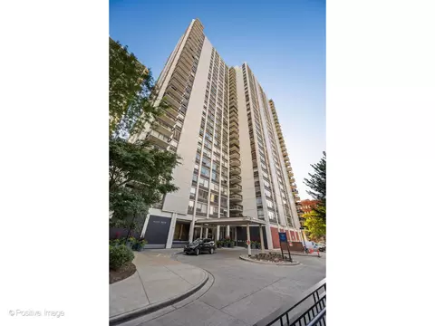 1460 N Sandburg Ter #1701A, Chicago, IL 60610