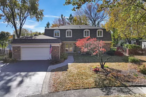 1028 W Raven Ln, Palatine, IL 60067