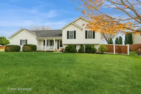 502 S Sandra St, Kingston, IL 60145