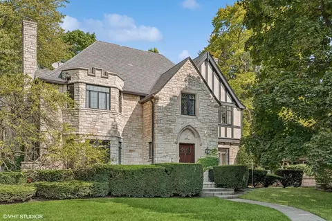 4 Milburn, Evanston, IL 60201