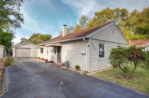 14606 Trumbull Ave, Midlothian, IL 60445