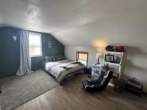 Bedroom - 20450 Yorktown Rd, Morrison, IL 61270 photo 8 of 11