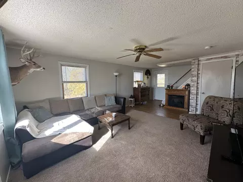 Living - 20450 Yorktown Rd, Morrison, IL 61270 photo 2 of 2