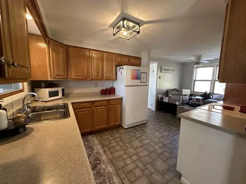 Kitchen - 20450 Yorktown Rd, Morrison, IL 61270 photo 3 of 3