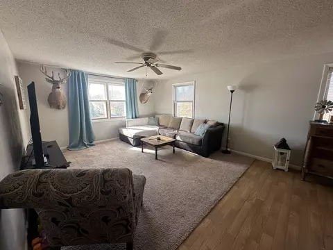 Living - 20450 Yorktown Rd, Morrison, IL 61270 photo 1 of 2