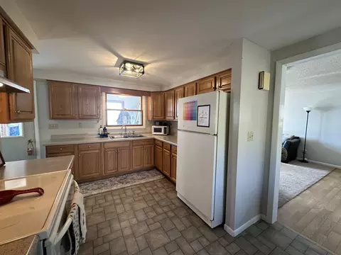 Kitchen - 20450 Yorktown Rd, Morrison, IL 61270 photo 1 of 3