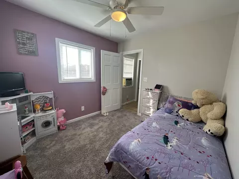 Bedroom - 20450 Yorktown Rd, Morrison, IL 61270 photo 2 of 11