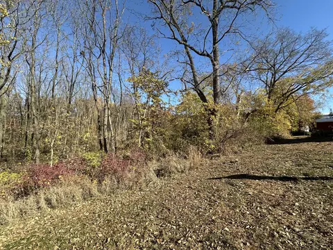 Exterior - 20450 Yorktown Rd, Morrison, IL 61270 photo 11 of 22