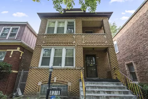 8318 S Essex Ave, Chicago, IL 60617