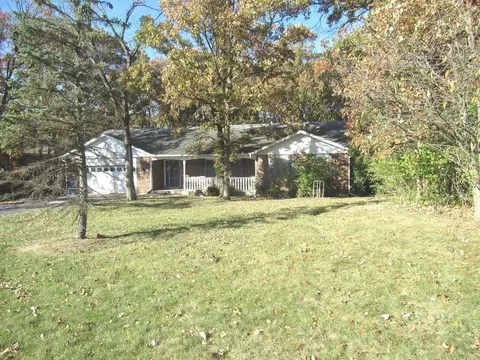 2560 E Priscilla Ln, Crete, IL 60417 photo 2