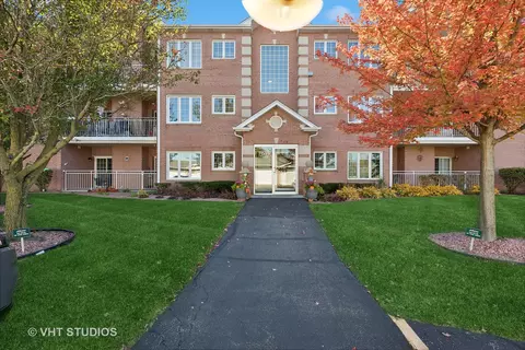11555 Settlers Pond Way #3A, Orland Park, IL 60467