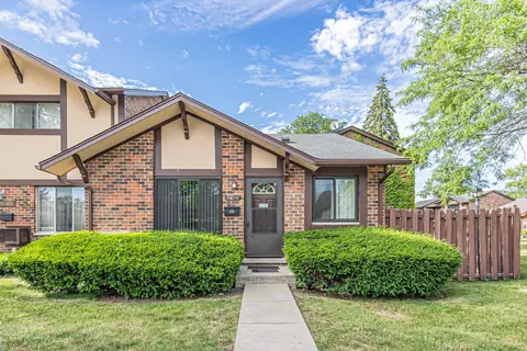 18 N W052 N Lowell Ln #0, Villa Park, IL 60181