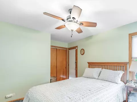 5944 N Markham Ave, Chicago, IL 60646 photo 12