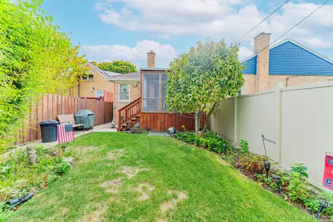 5944 N Markham Ave, Chicago, IL 60646 photo 18