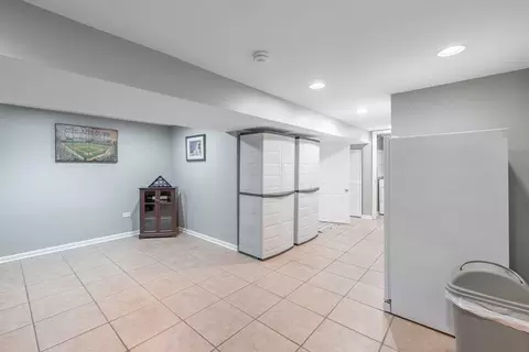 5944 N Markham Ave, Chicago, IL 60646 photo 15