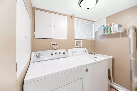 5944 N Markham Ave, Chicago, IL 60646 photo 17