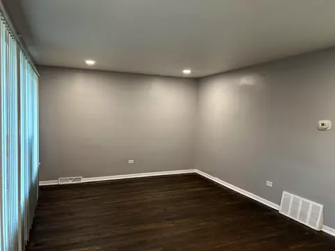 Living - 418 E 91st Pl, Chicago, IL 60619 photo 1 of 2