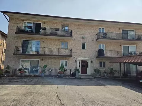 10609 Southwest Hwy #3A, Worth, IL 60482