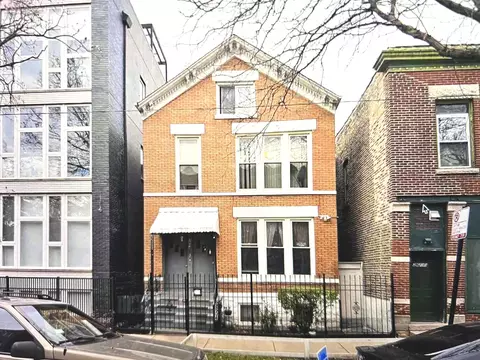 2604 W Thomas St, Chicago, IL 60622