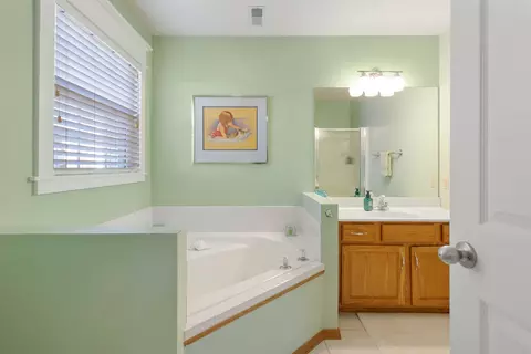 905 Eddy Rd, Bloomington, IL 61704 photo 22