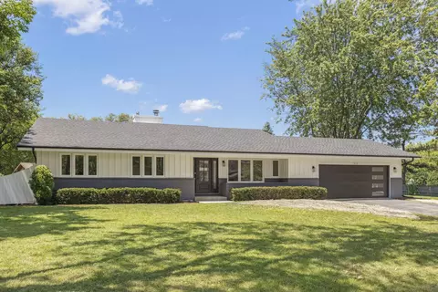 5610 Bentley Ave, Clarendon Hills, IL 60514