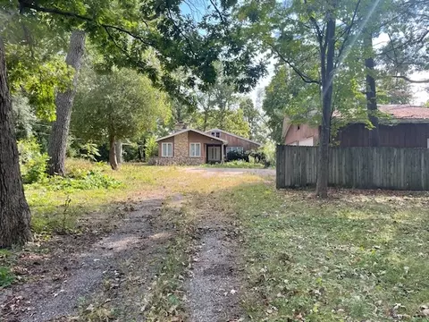 27 W465 Manchester Rd, Winfield, IL 60190