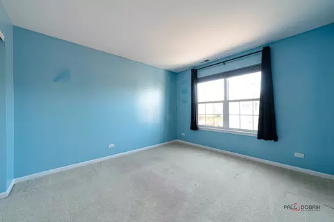 Bedroom - 2855 Falling Waters Dr, Lindenhurst, IL 60046 photo 4 of 4
